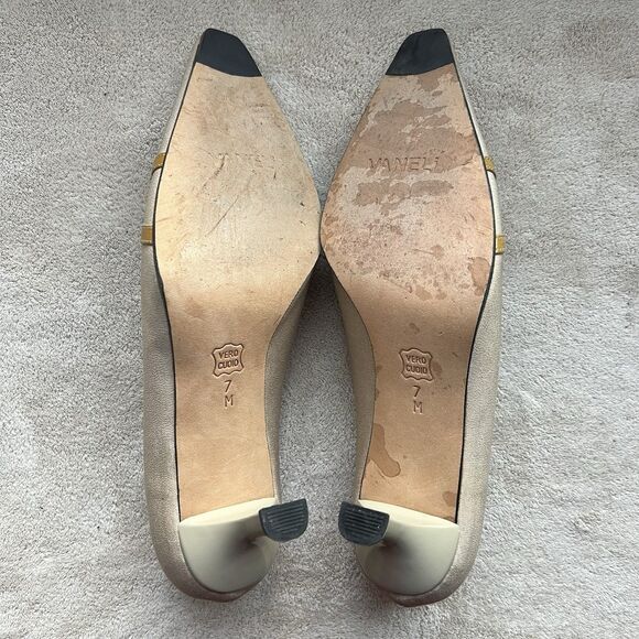 VanEli Wheat Taffeta With Gold Patent Leather Bow Heel Pump Women 7 M Classic - Picture 13 of 15